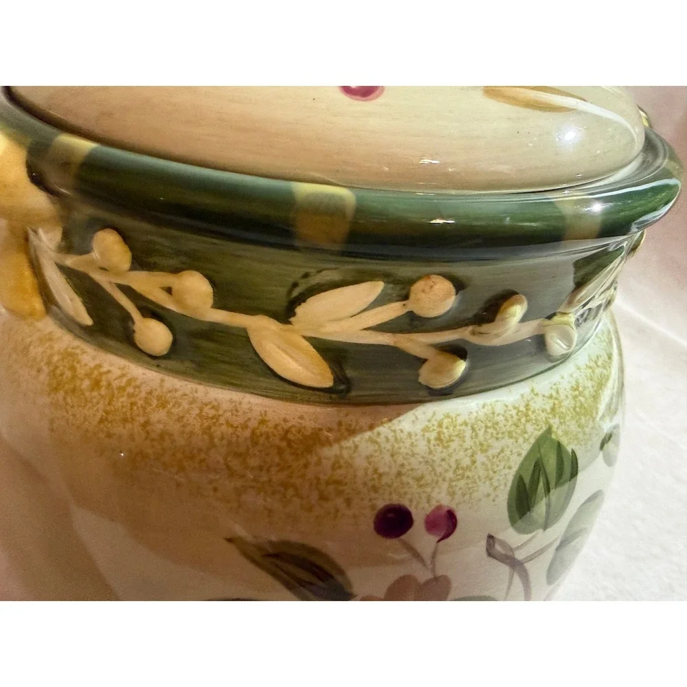 Certified International La Toscana Gladding Ceramic Fruit Floral‎ Canister w Lid